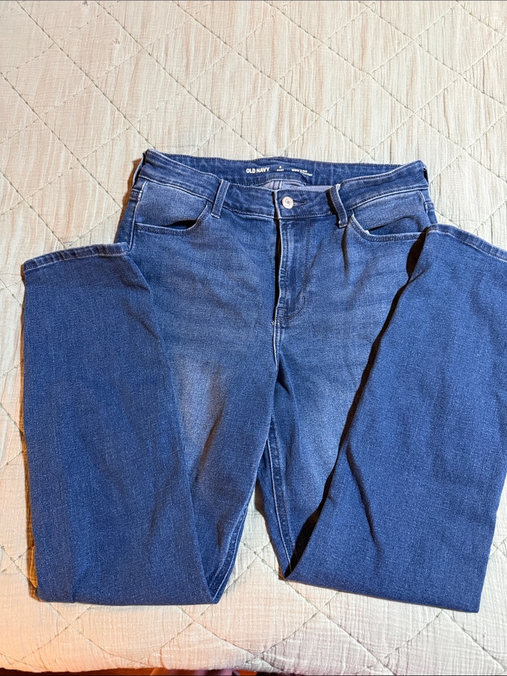 Old Navy Women’s Straight-Leg Jeans in Dark Blue Wash